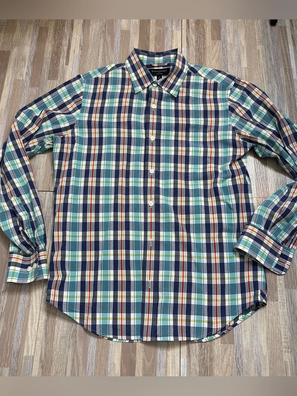 Banana Republic  Plaid Button-Down Shirt in Navy, Green & White Men's Size Small